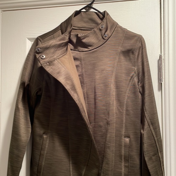 Jaanuu wrap Jacket - Picture 4 of 7